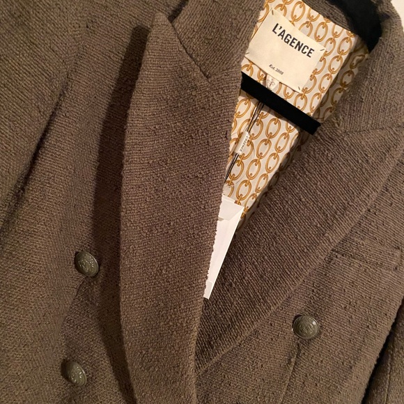 L'agence Kenzie Double
Breasted‎ Bouclé Tweed Blazer - Picture 5 of 11